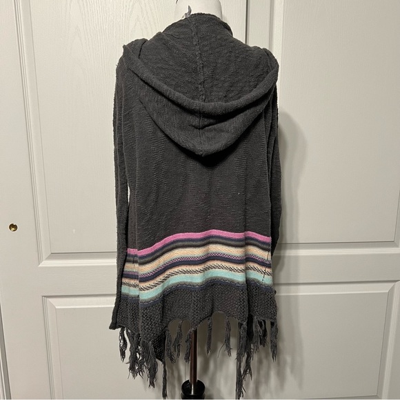 RipCurl cardigan - Picture 2 of 5